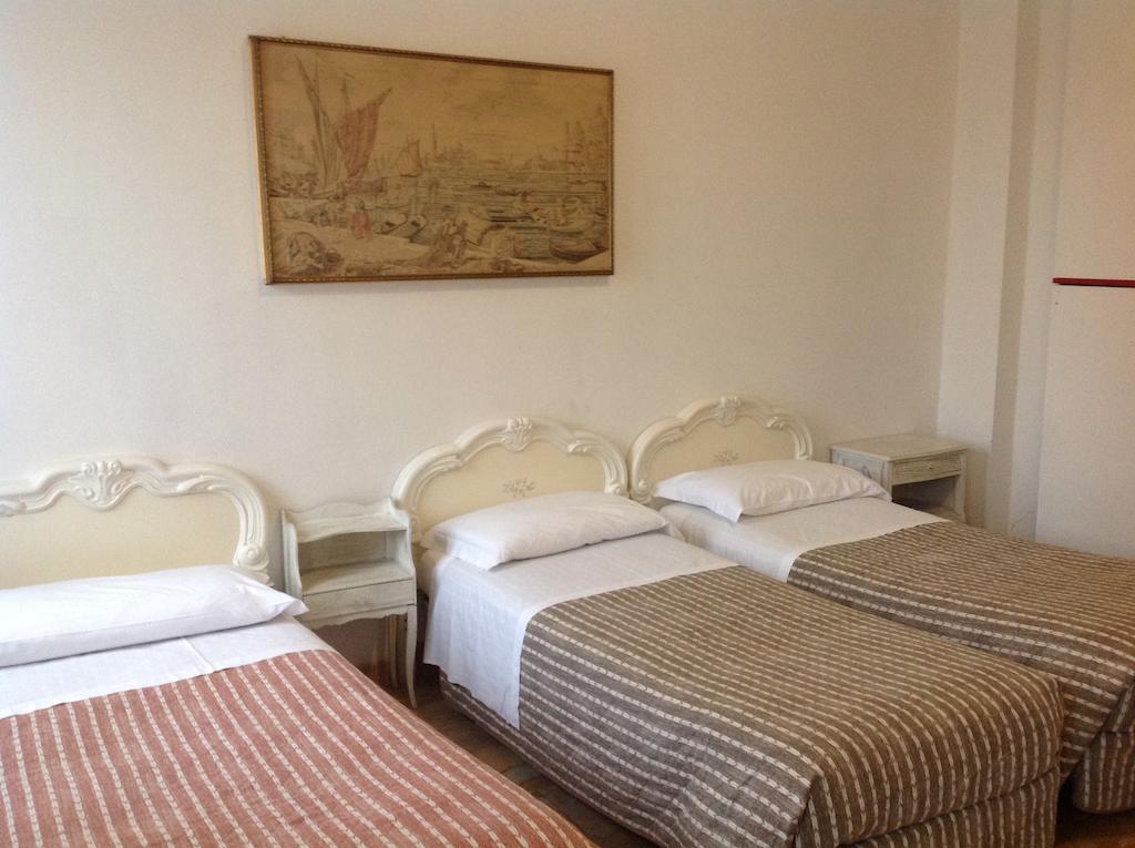 Riva Reno Guesthouse Bolonia Habitación foto