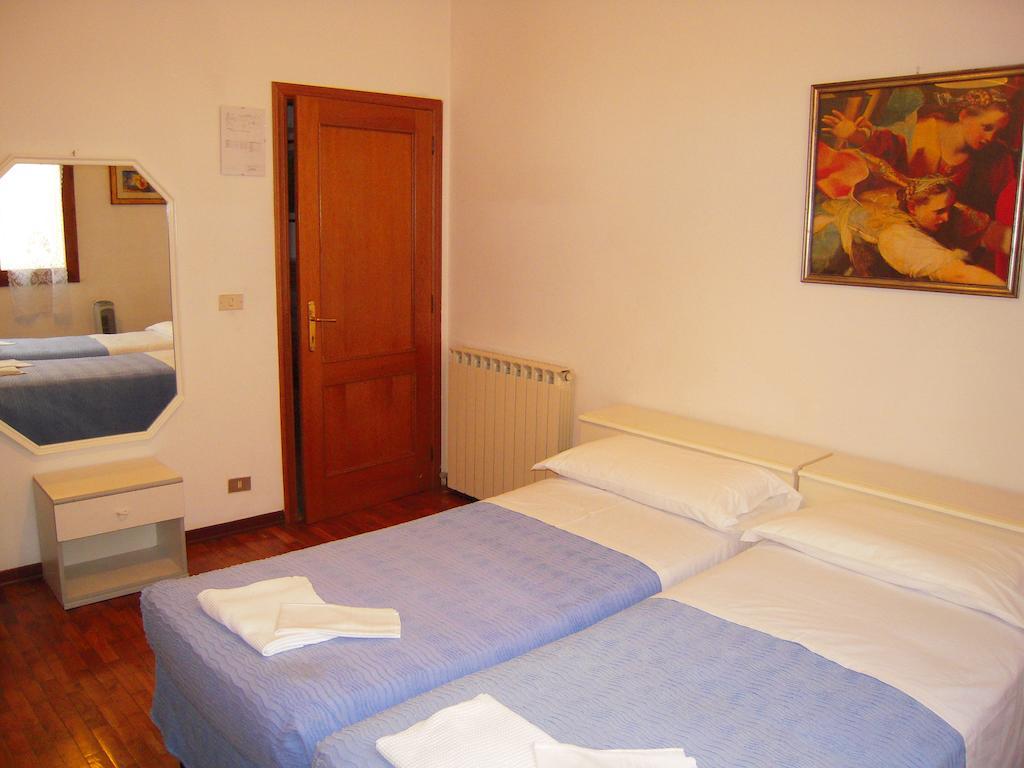 Riva Reno Guesthouse Bolonia Exterior foto