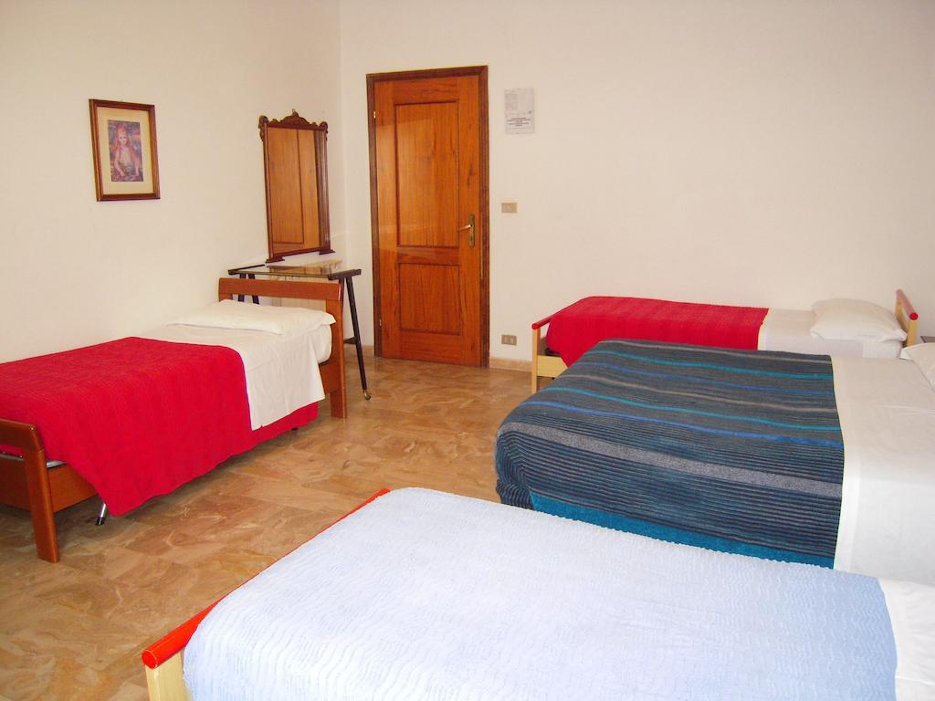 Riva Reno Guesthouse Bolonia Habitación foto
