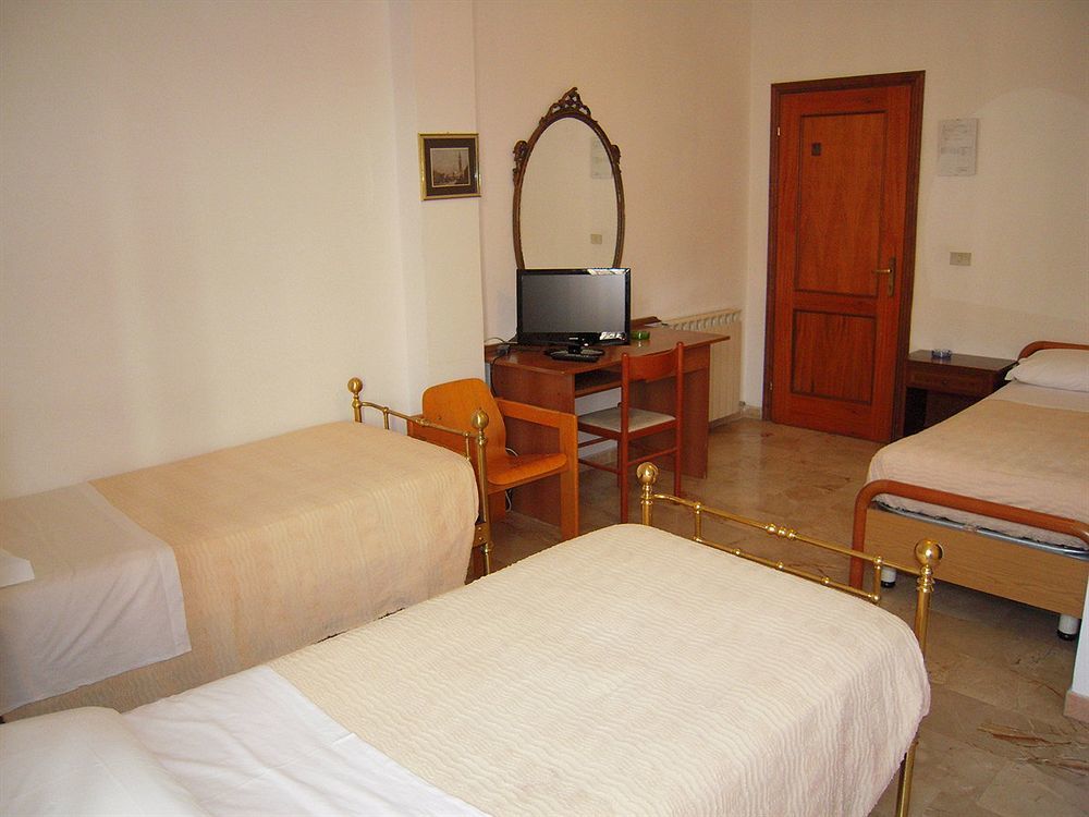 Riva Reno Guesthouse Bolonia Exterior foto